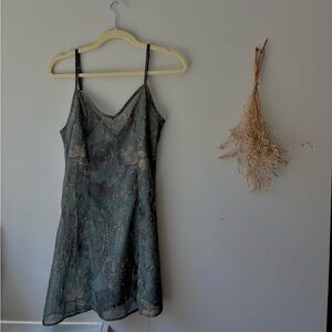 elegant green patterned dress